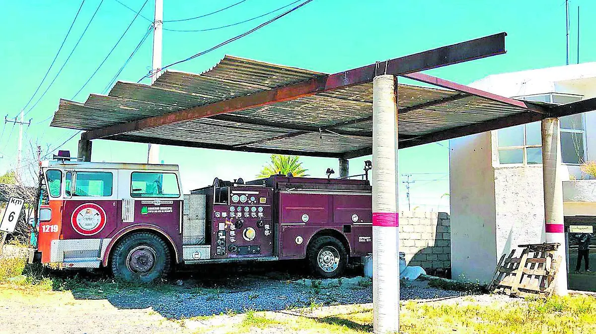 CIERRAN BOMBEROS