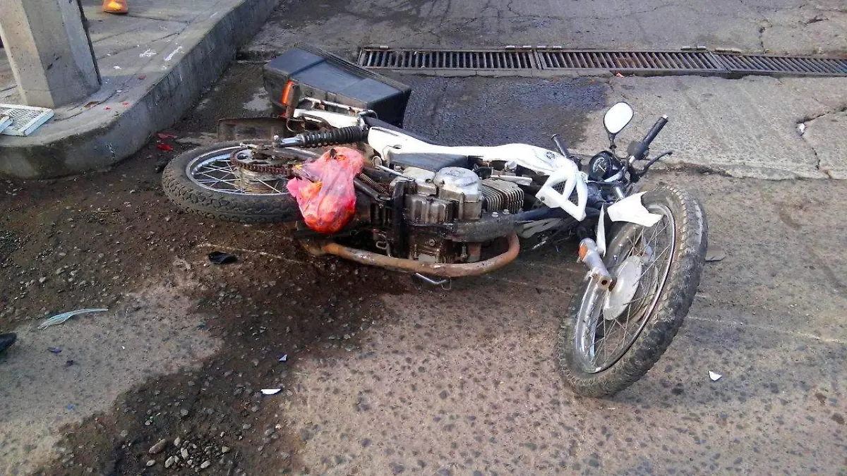 ACCIDENTE MOTO (2)