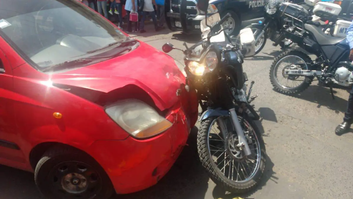 POLICIA HERIDO DOS