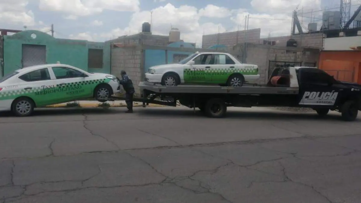 DOS TAXIS