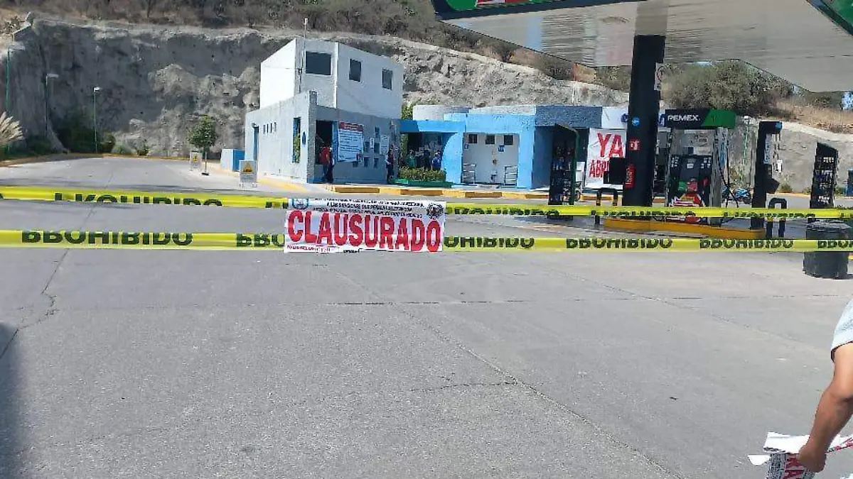 CLAUSURAN UNO