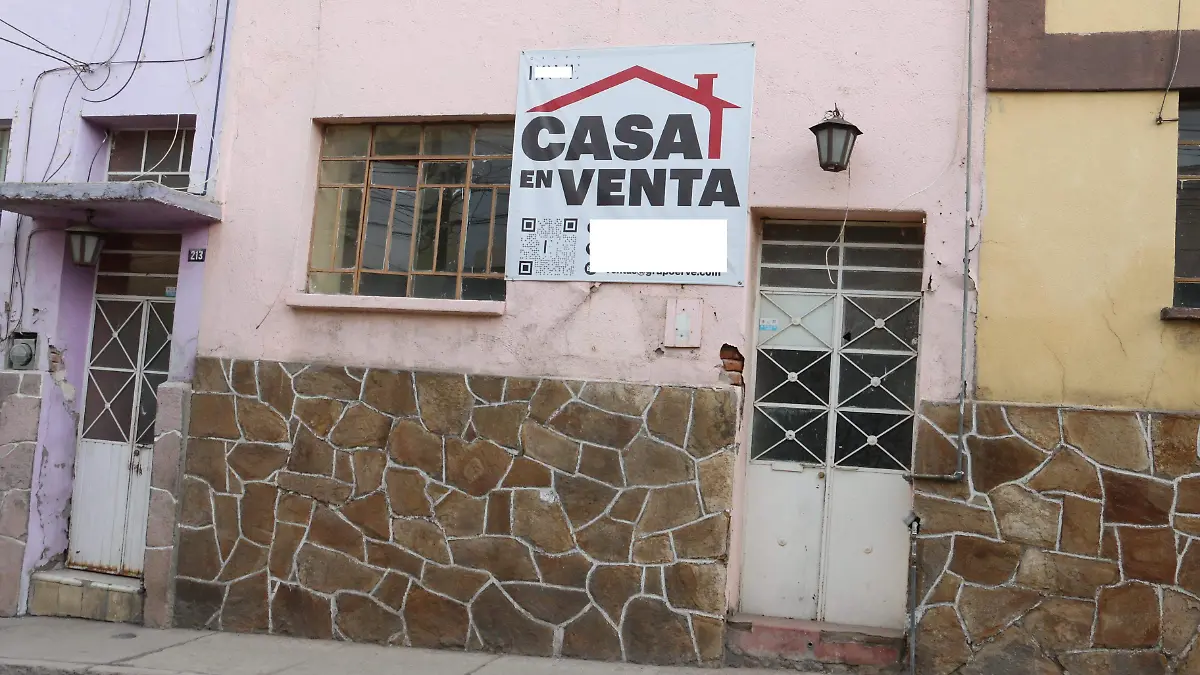 INMOBILIARIAS F D L VEGA