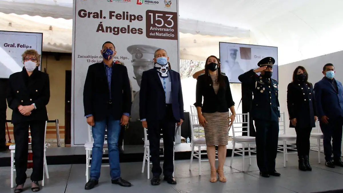 Simón