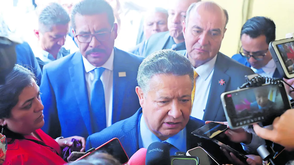 PRESIDENTES HUACHICOLEROS F BEG (1)_CMYK