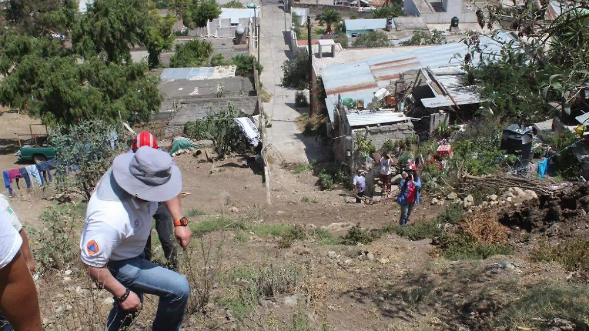 REUBICARÍAN A 19 FAMILIAS ZONAS DE RIESGO (2)