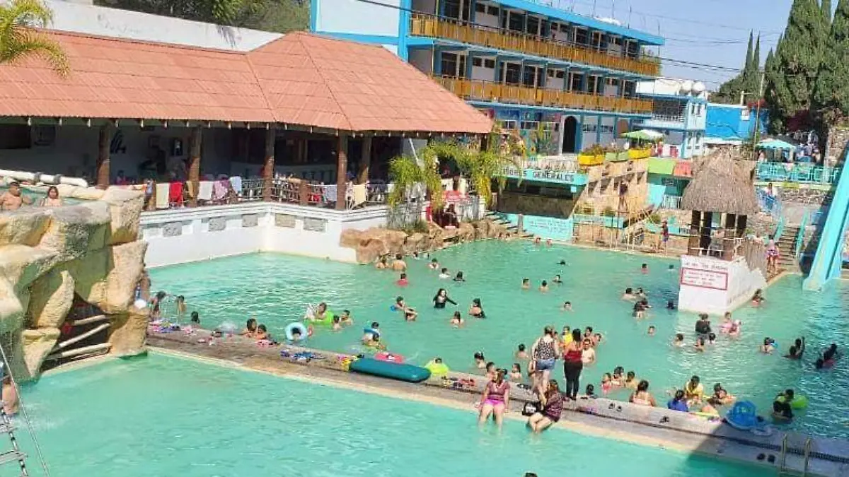 BALNEARIOS ABIERTOS (2)