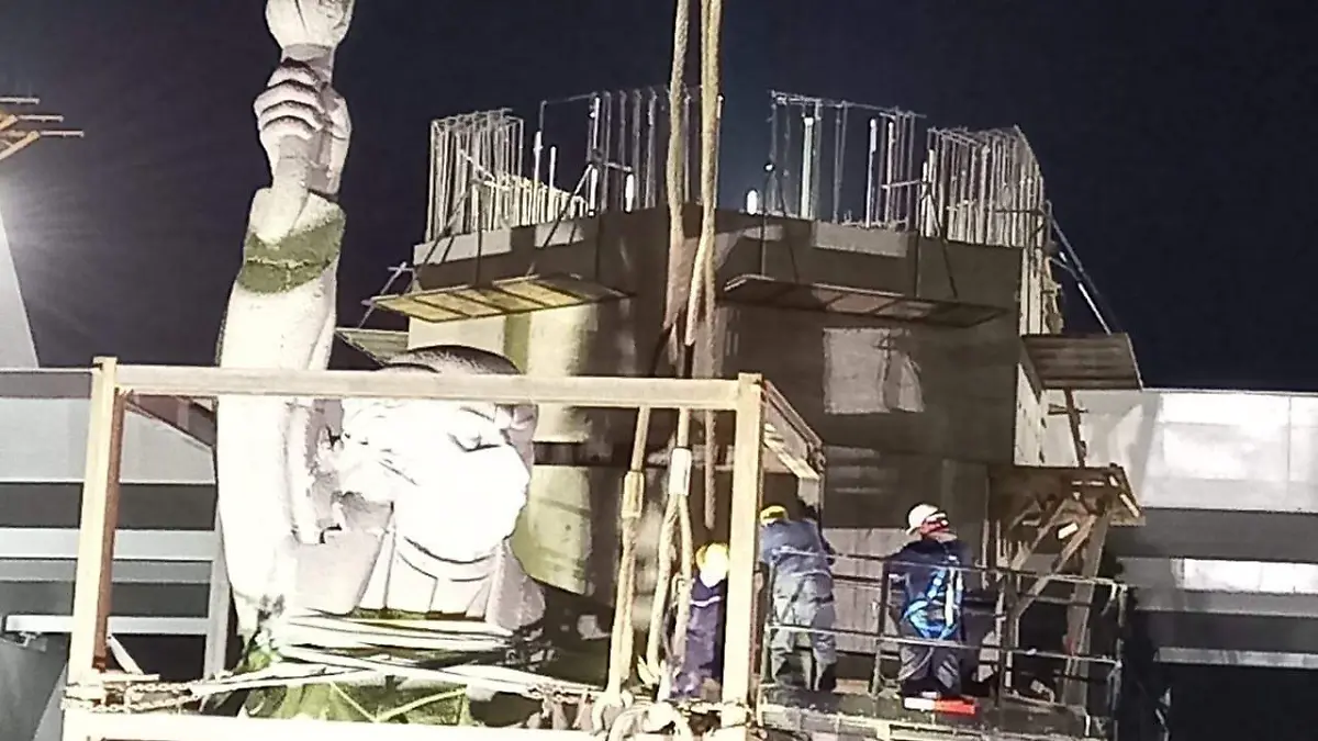 Nueva base alberga monumento a Miguel Hidalgo 4