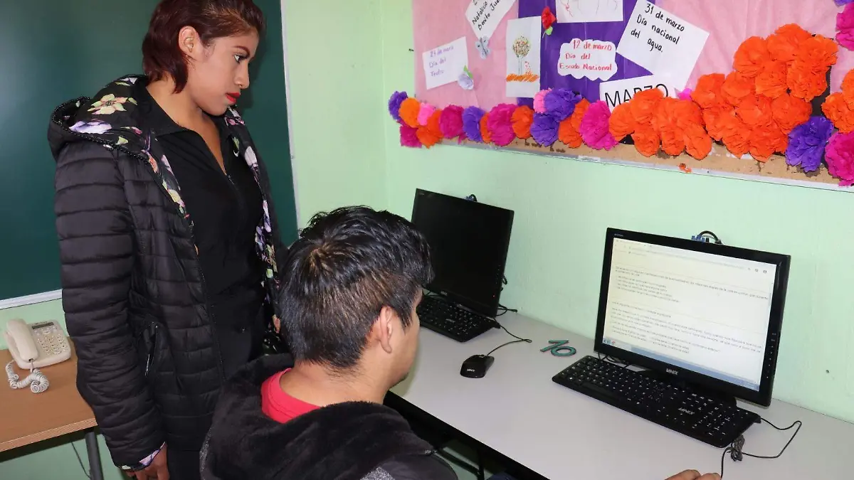 VACUNACIÓN PARA TRABAJADORES DE LA EDUCACIÓN (2)