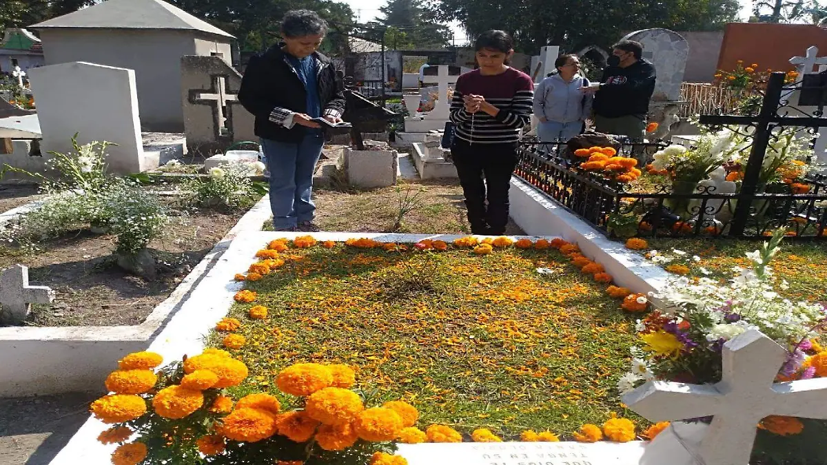 DIA DE MUERTOS PANTEON OCHO