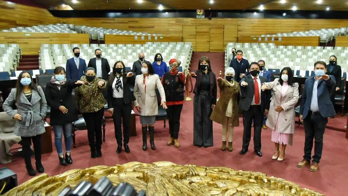 DIPUTADOS