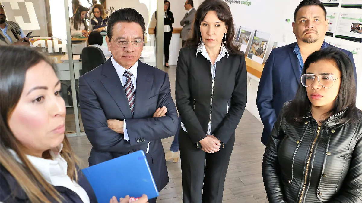 BENJAMIN MORENO CON DIPUTADOS 64 LEGISLATURA F D´L´VEGA (80)