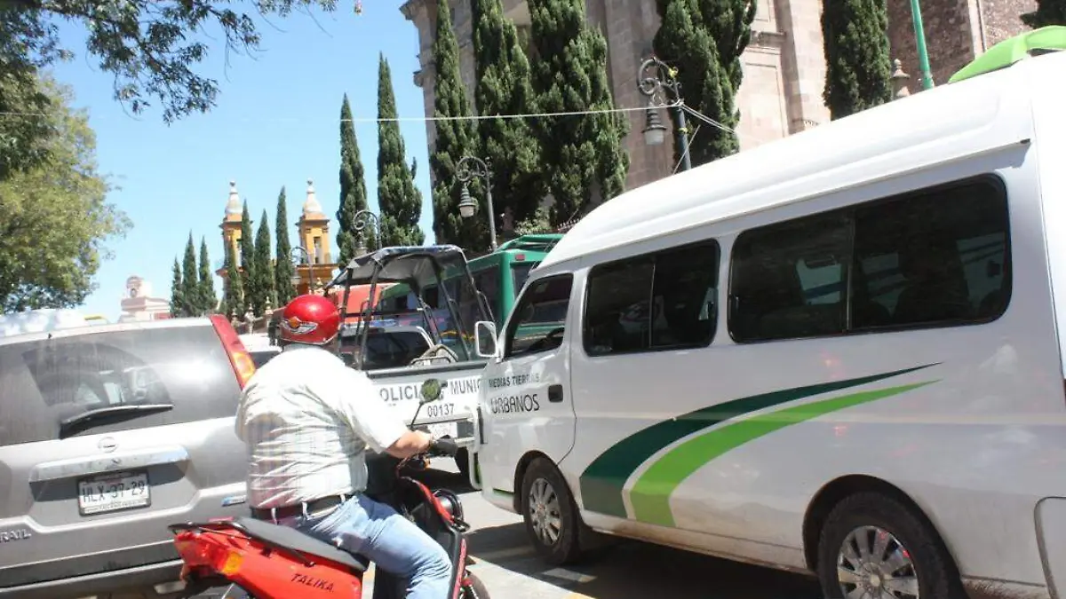 URGEN MEDIDAS VIALES (3)