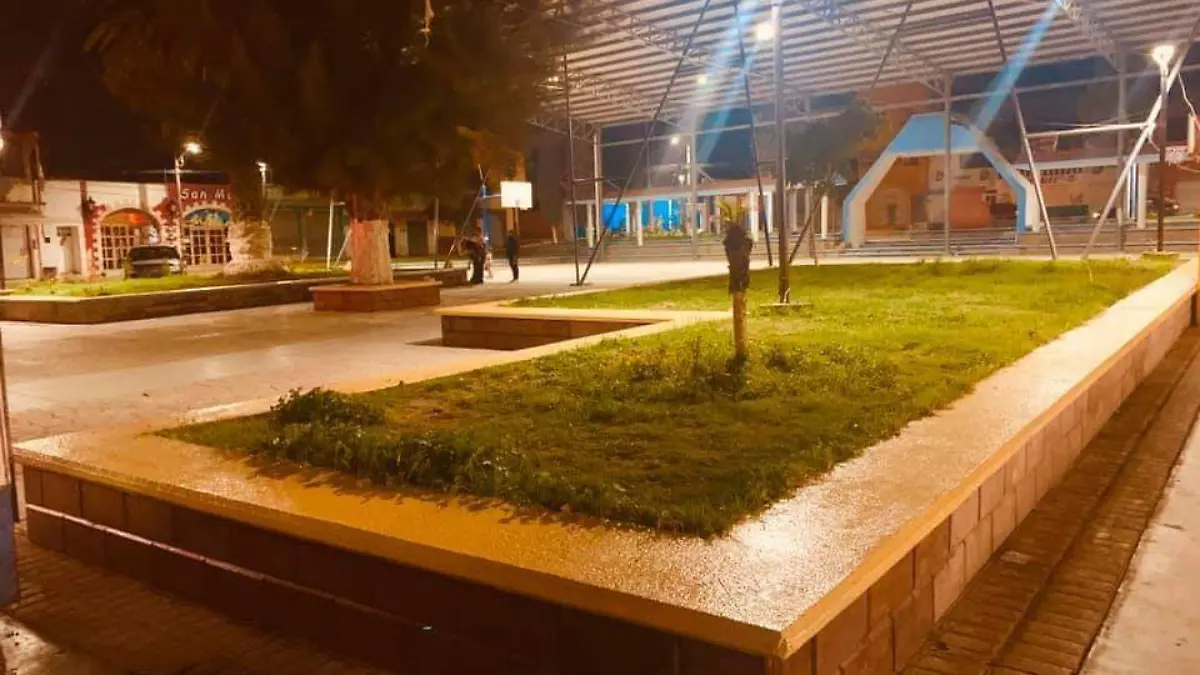 PLAZA 18