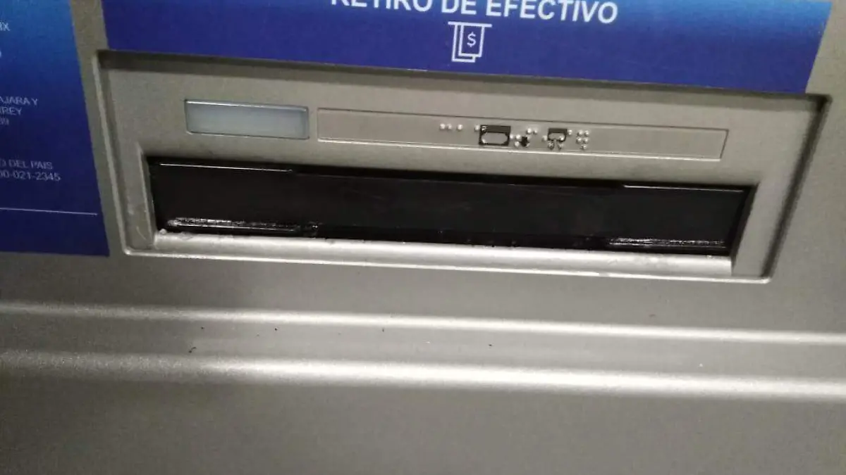 Cajero 1