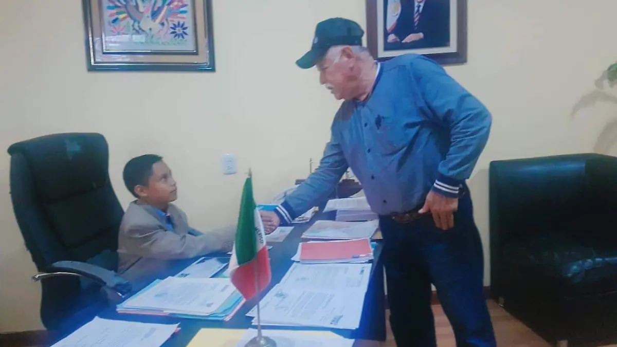 PRESIDENTE (2)