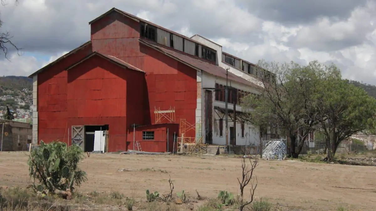 INAH MAESTRANZA