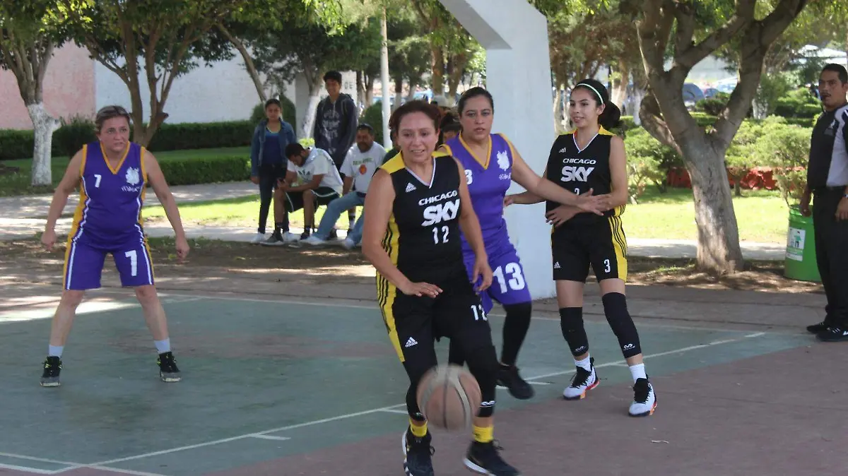 BASQUETBOL (3)