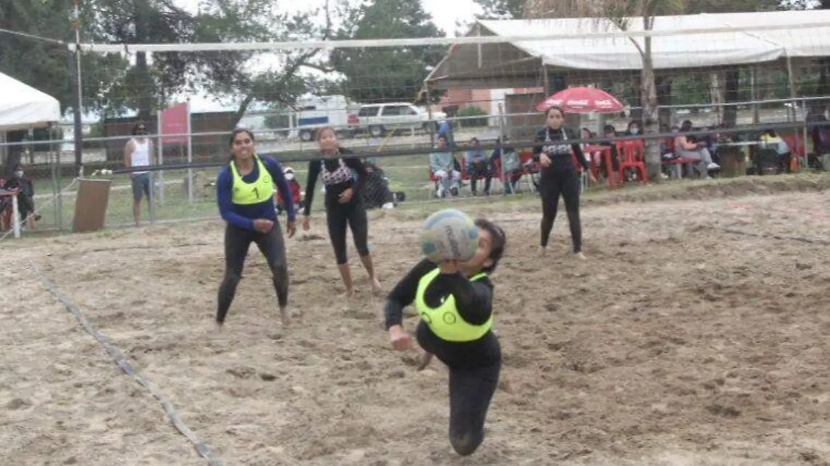 PLAYA- Deportes-Voleibol