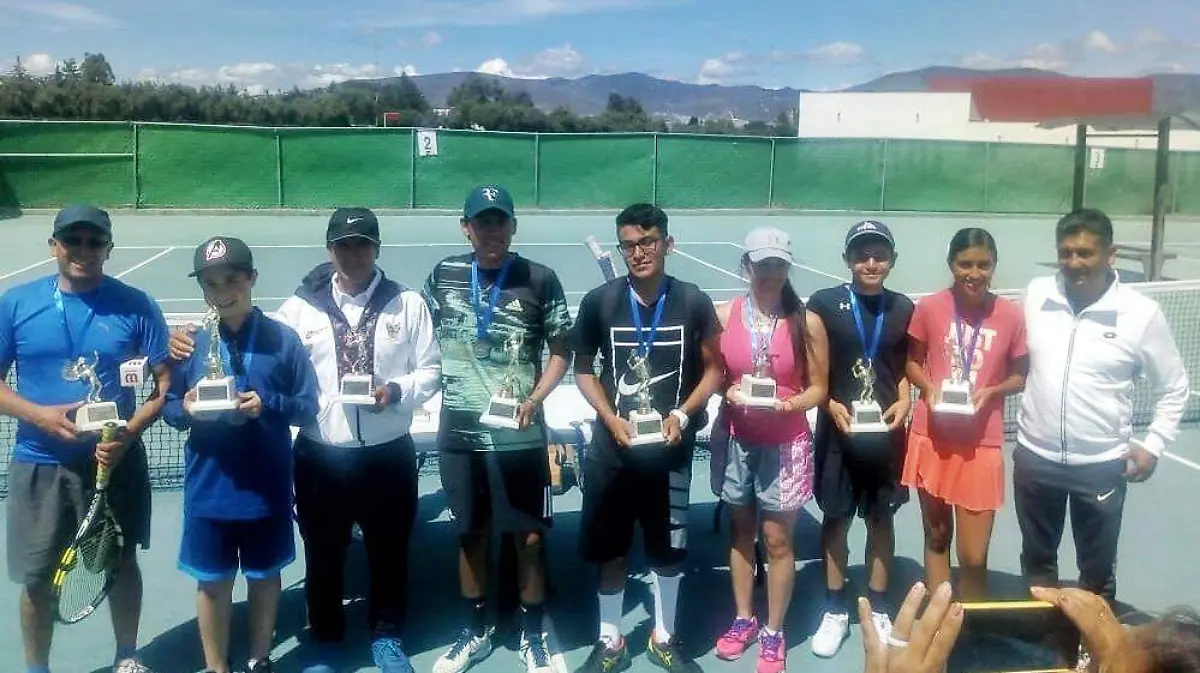 TENIS