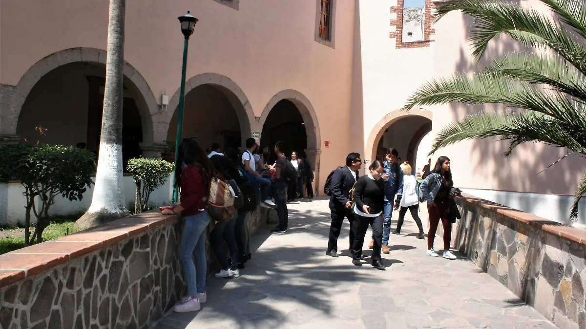 FERIA VOCACIONAL DOS