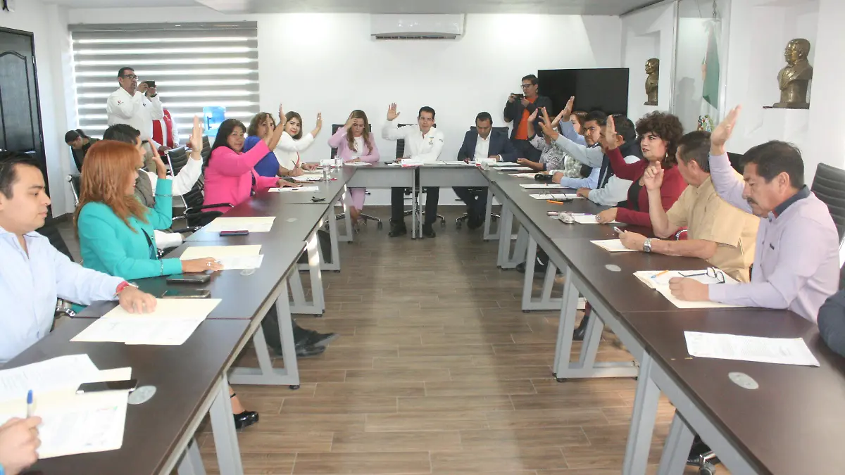 EXTRAORDINARIA SESION UNO