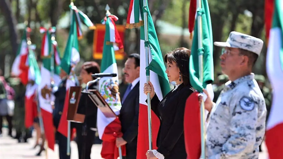 Bandera (2)
