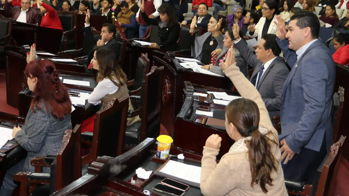 JUICIO POLÍTICO (2)