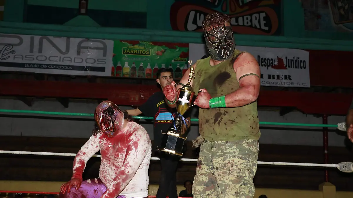 LUCHAS