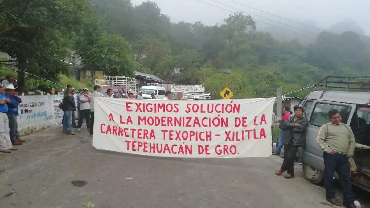 BLOQUEAN (2)