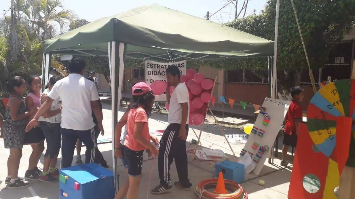 FERIA DIDÁCTICA (3)