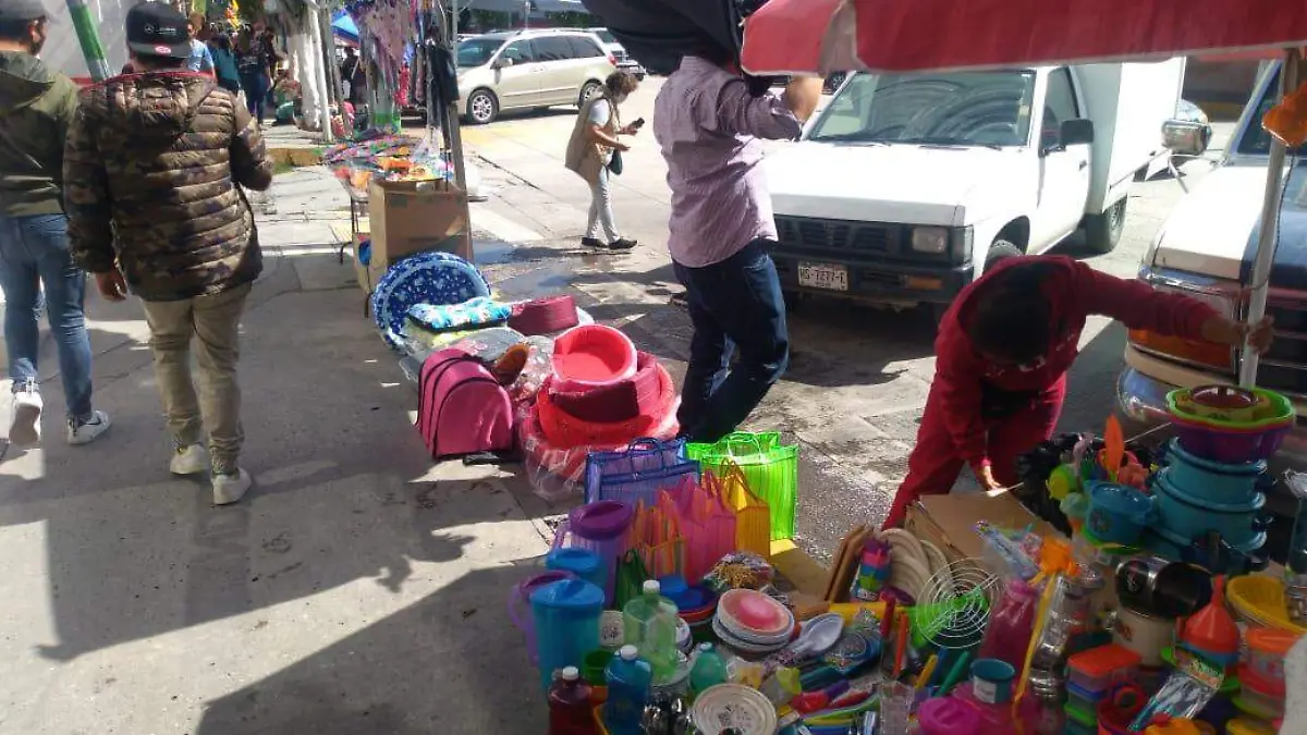 COMERCIANTES PROTESTA UNO