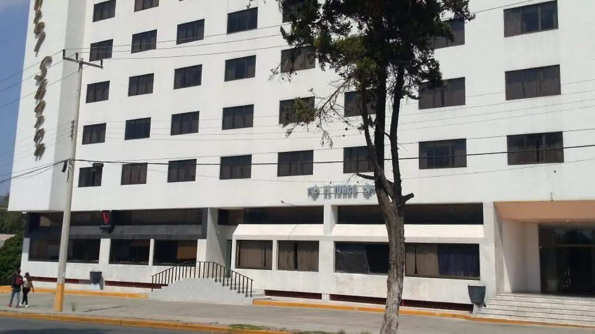 HOTELES  12 2