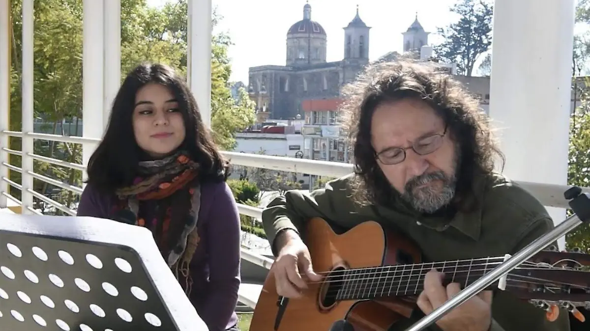 DUETO CANCION A TULANCINGO (1)