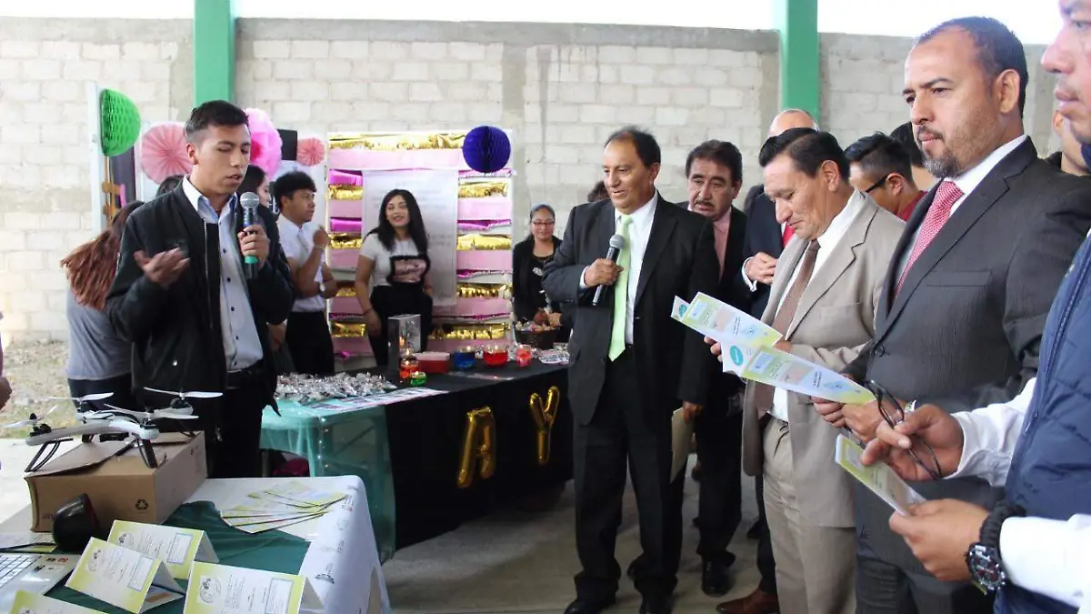 EMPRENDIMIENTO03