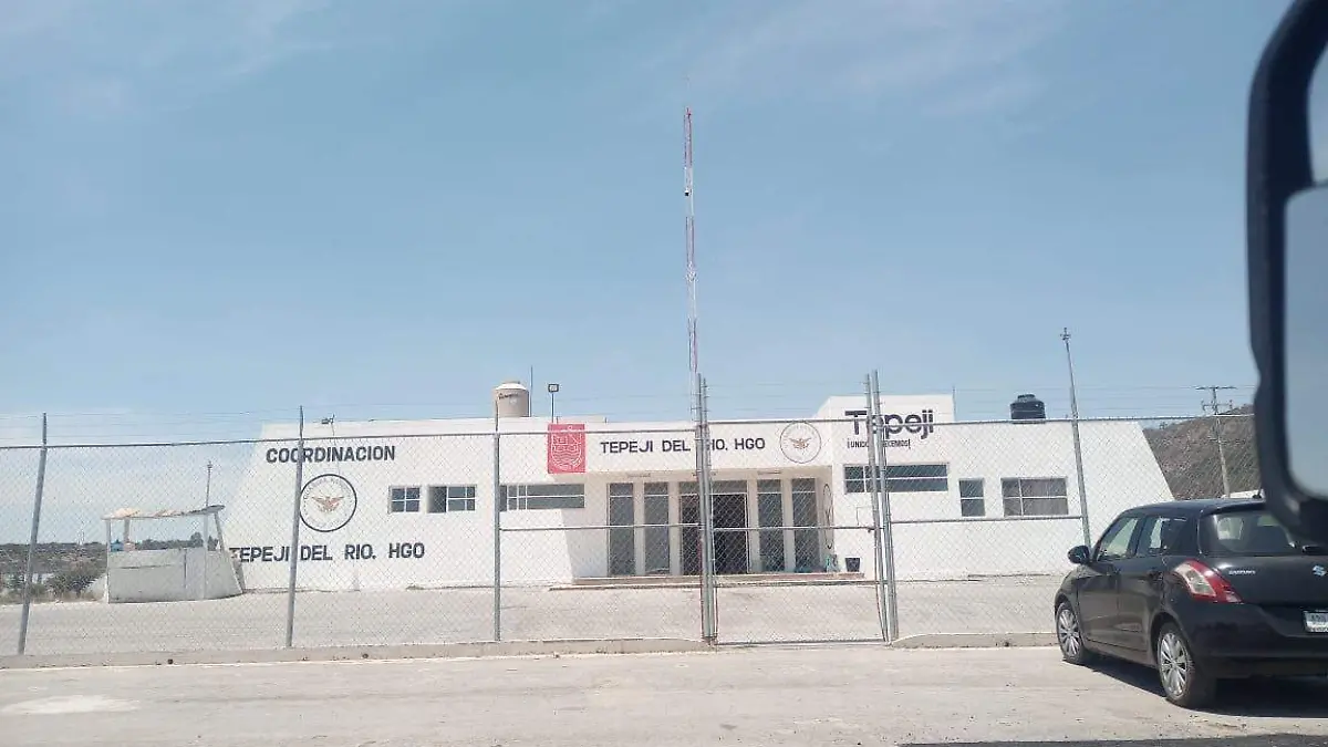 SE MUDA POLICIA TEPEJI 2