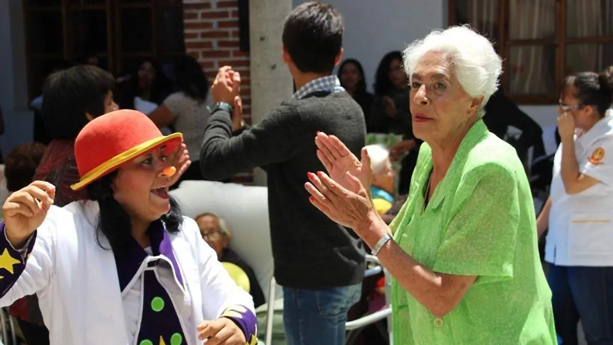 FESTEJO (2)