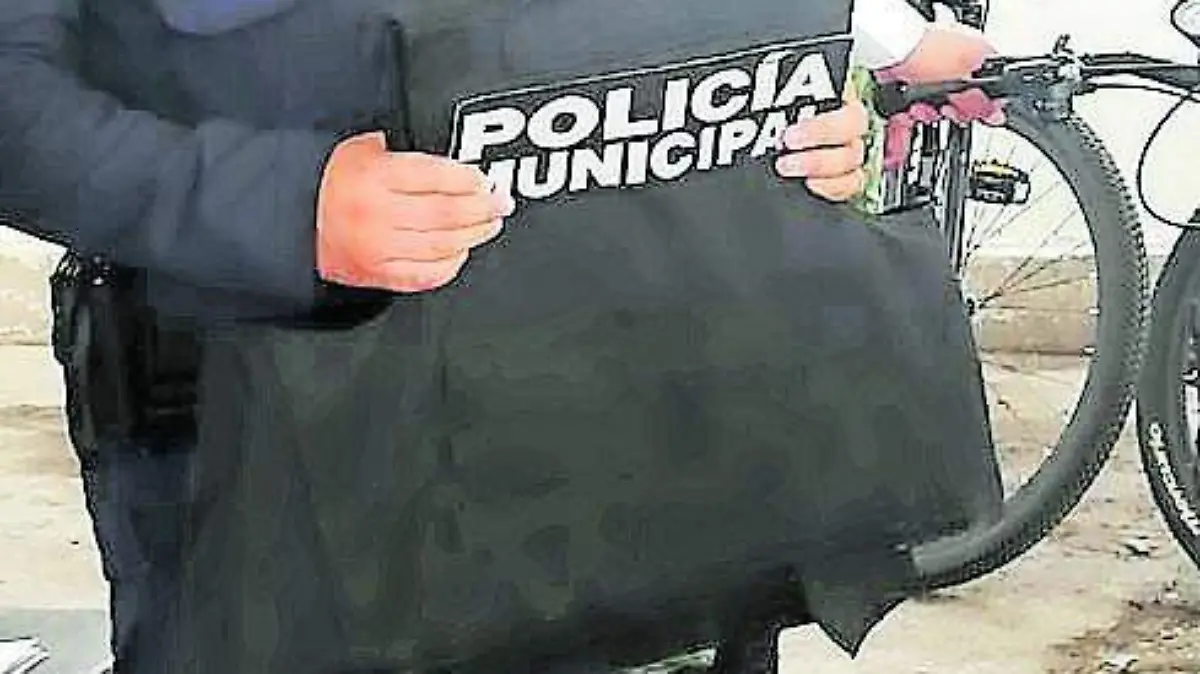 POLICIAS MUJERES 1_CMYK