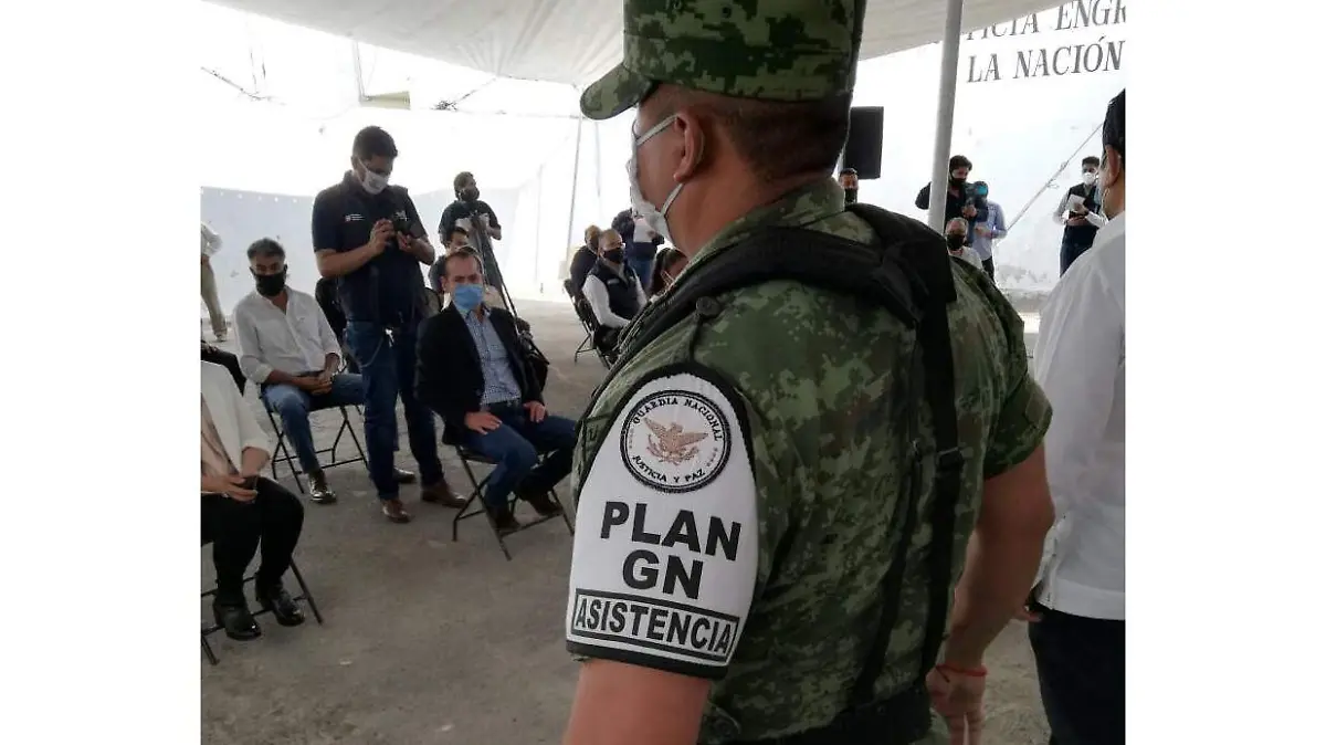 POLICÍAS 1