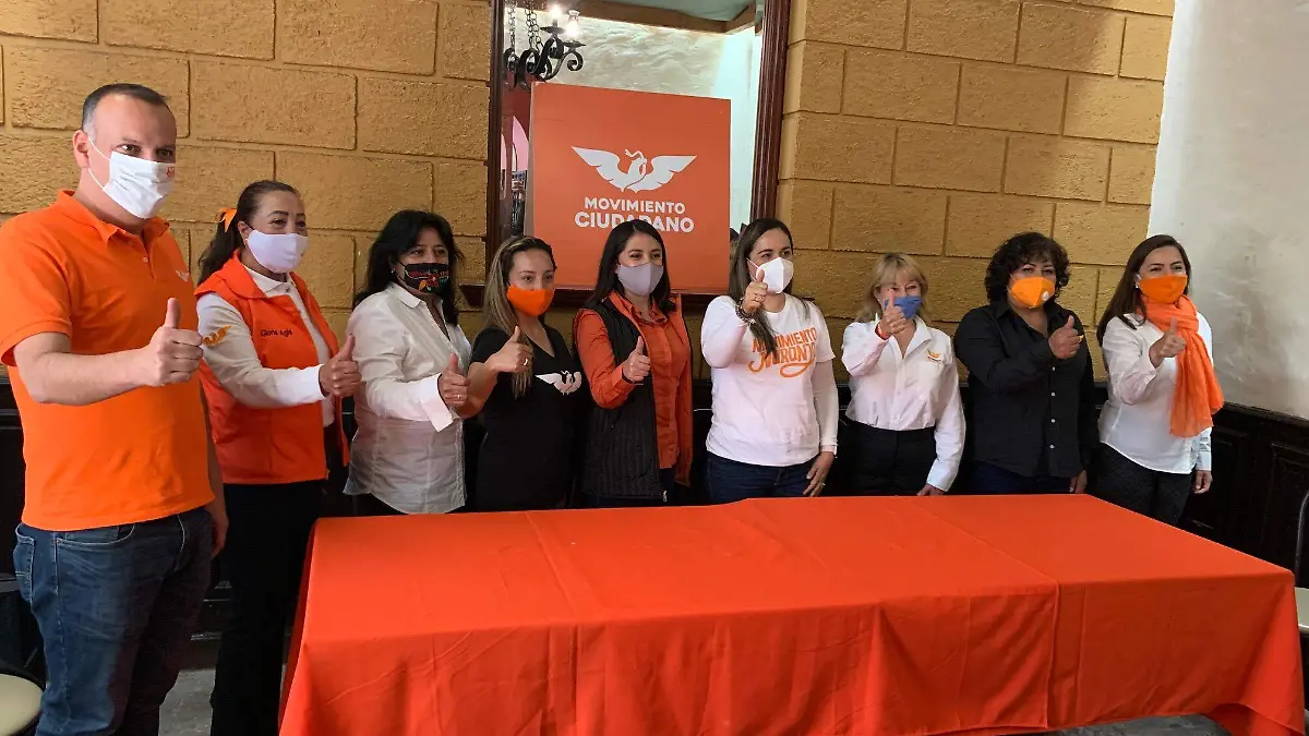 CONFERENCIA DE PRENSA MC (4)