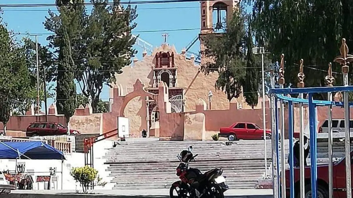 SANTIAGO DE ANAYA 1 (1)