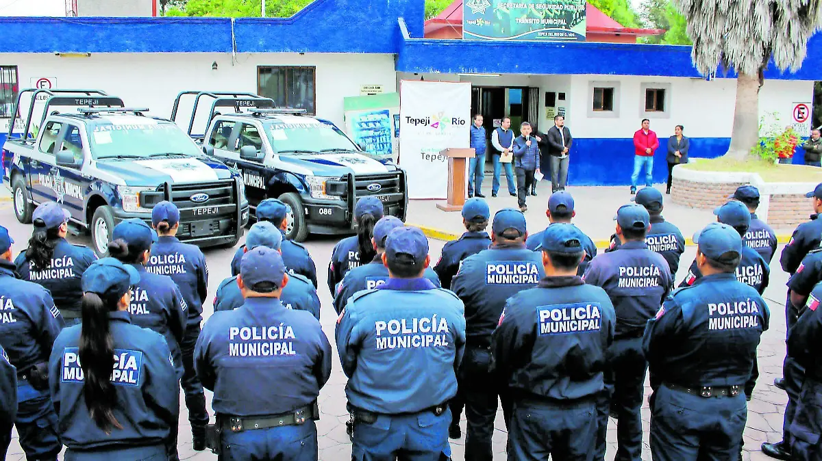 ENTREGARON PATRULLAS 3_CMYK 3