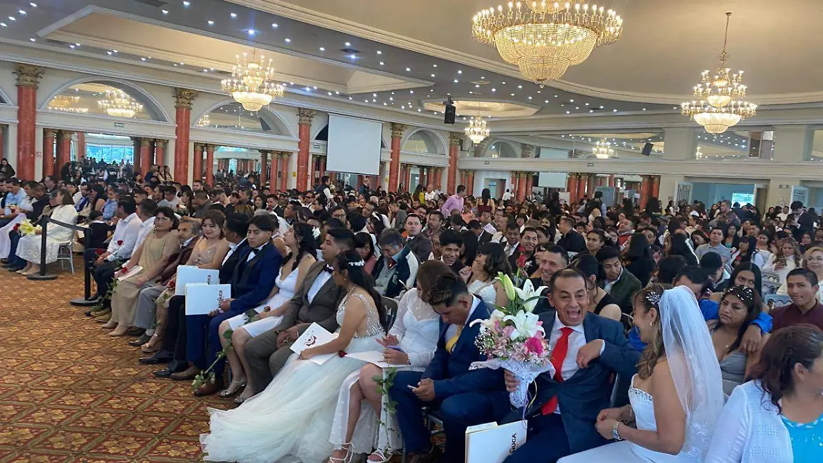 Bodas colectivas en Pachuca