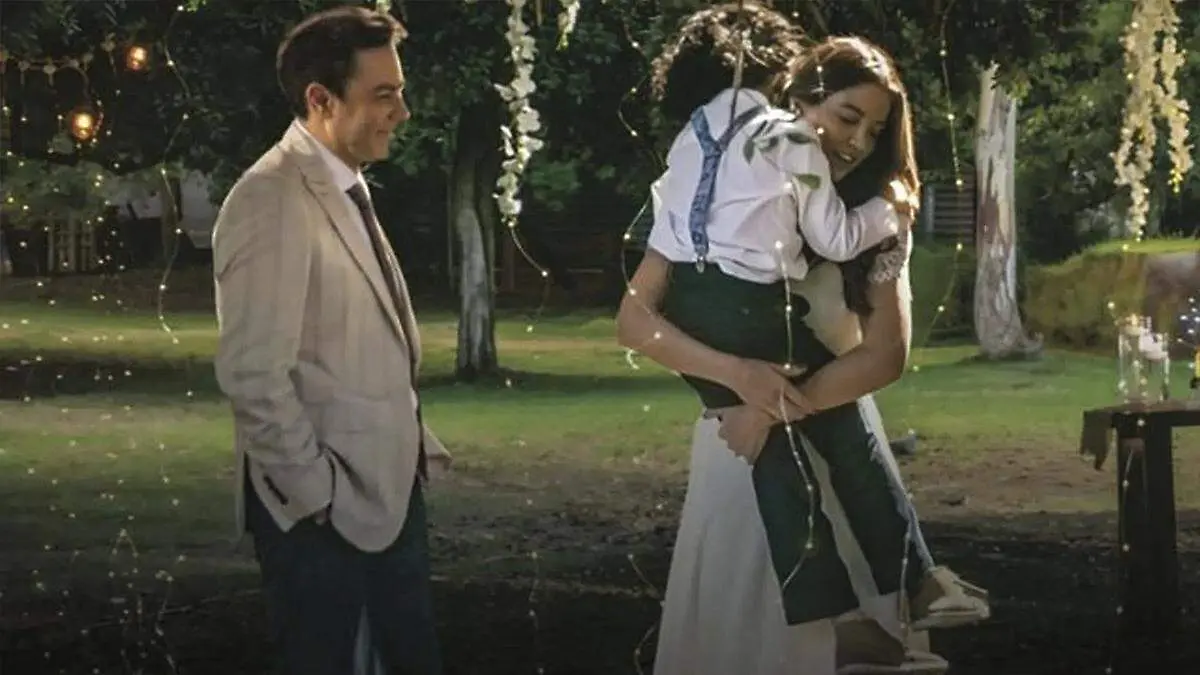 LO QUE DICE EL CORAZON-Aymerich Entertainment