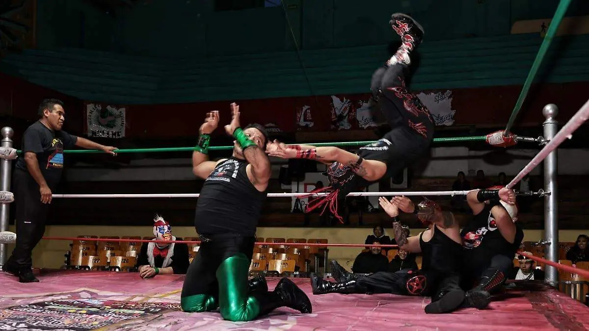 LUCHAS CUE