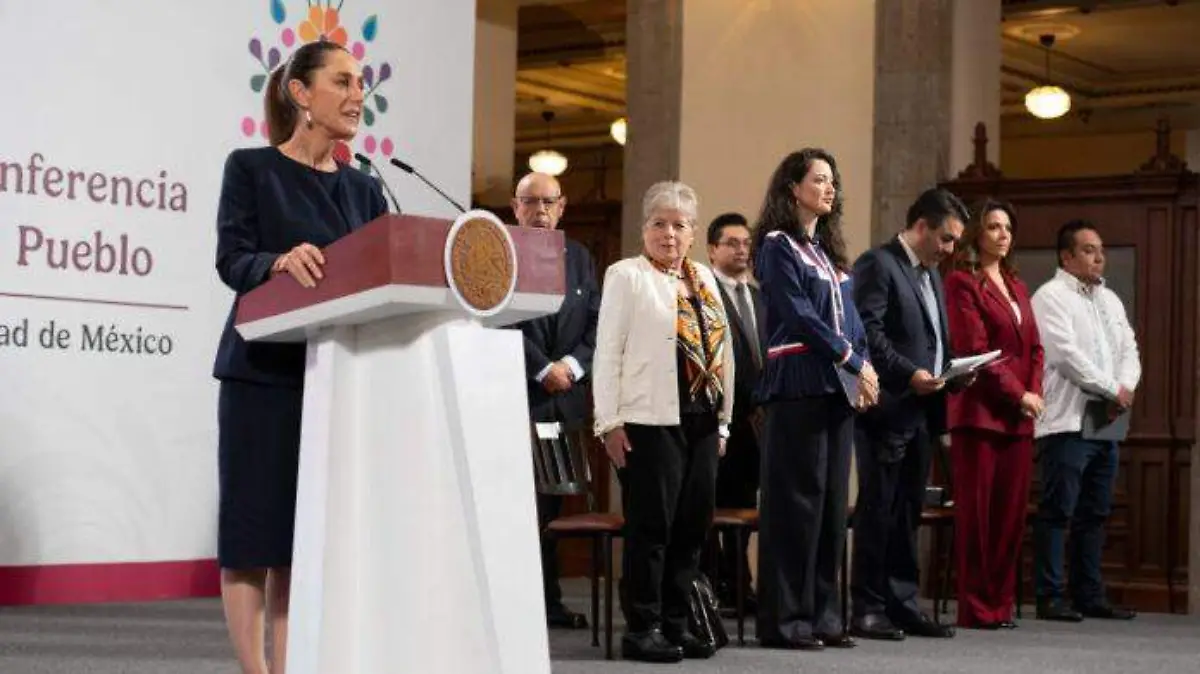 Claudia-Sheinbaum-promete-justicia-en-el-caso-de-Irma-Hernandez-696x392
