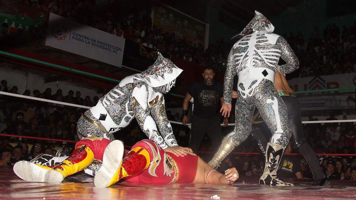 LUCHAS