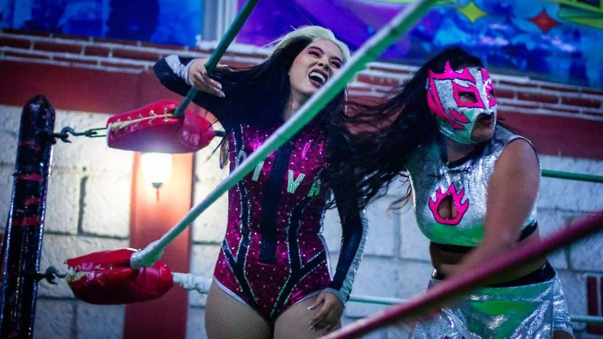 CATALINA LUCHAS
