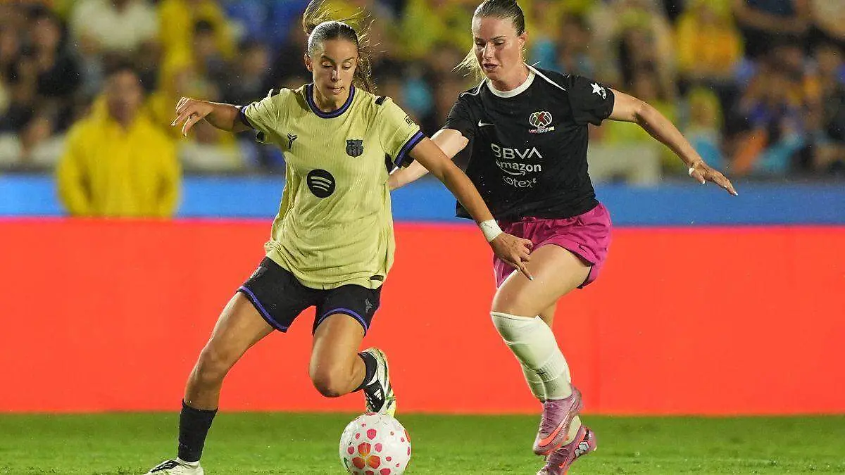 LIGA MX FEMENIL VS BARCELONA