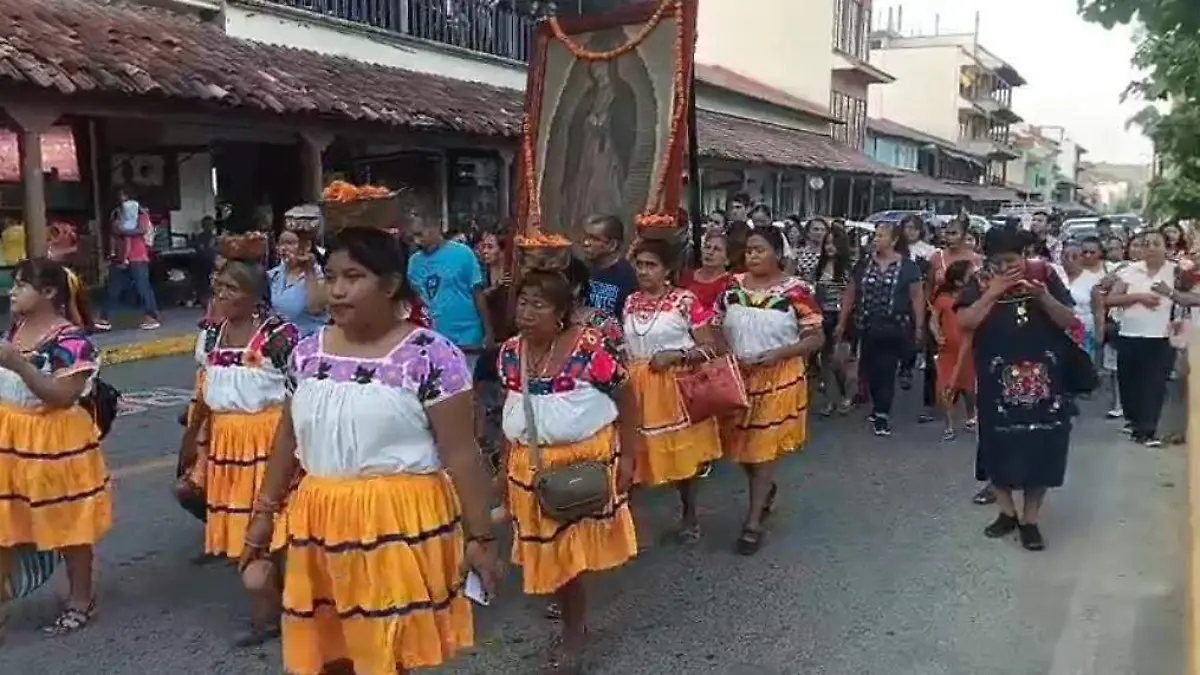 INICIAN VELACIONES 1