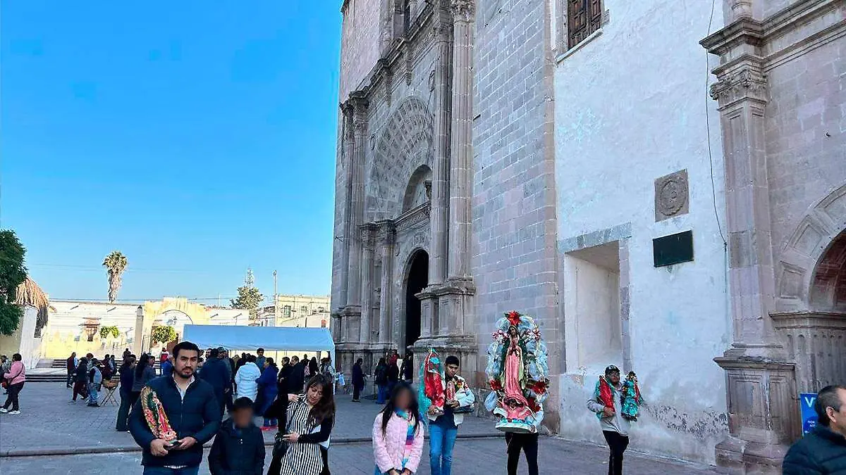 Feligreses san nicolas